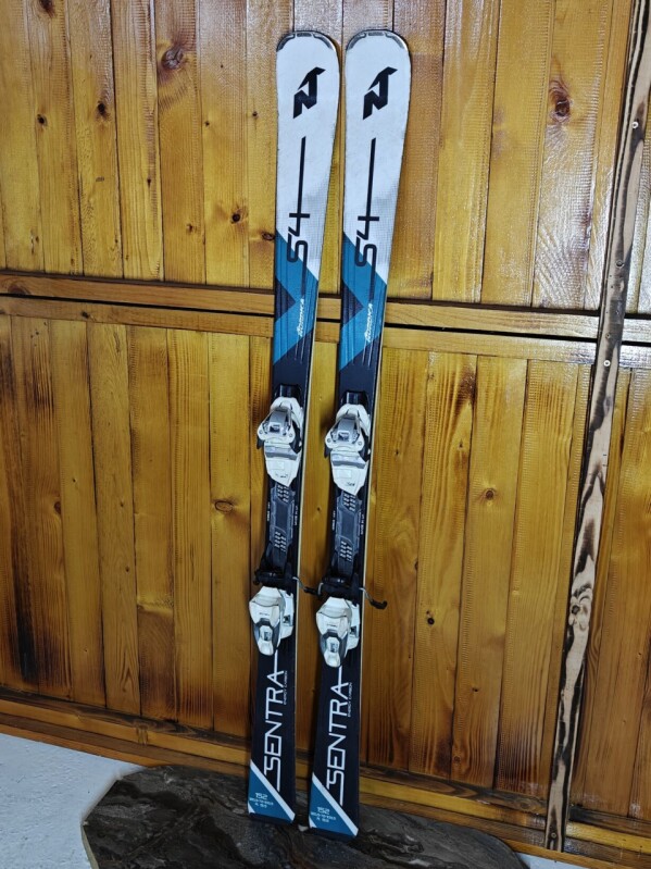 LYŽE NORDICA SENTRA 152CM